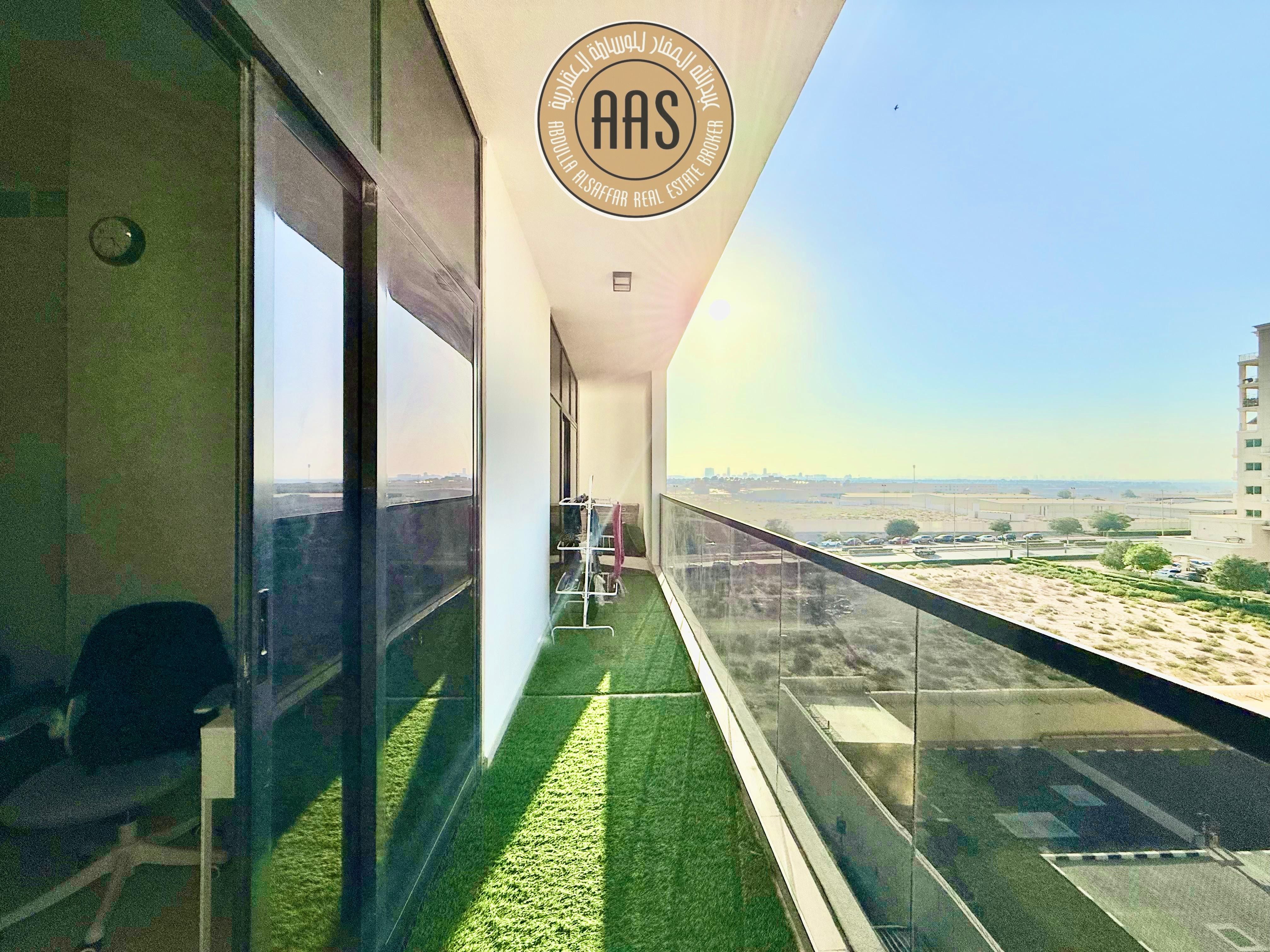 Luxurious Specious Bright 2BHK Fully Furnished Available