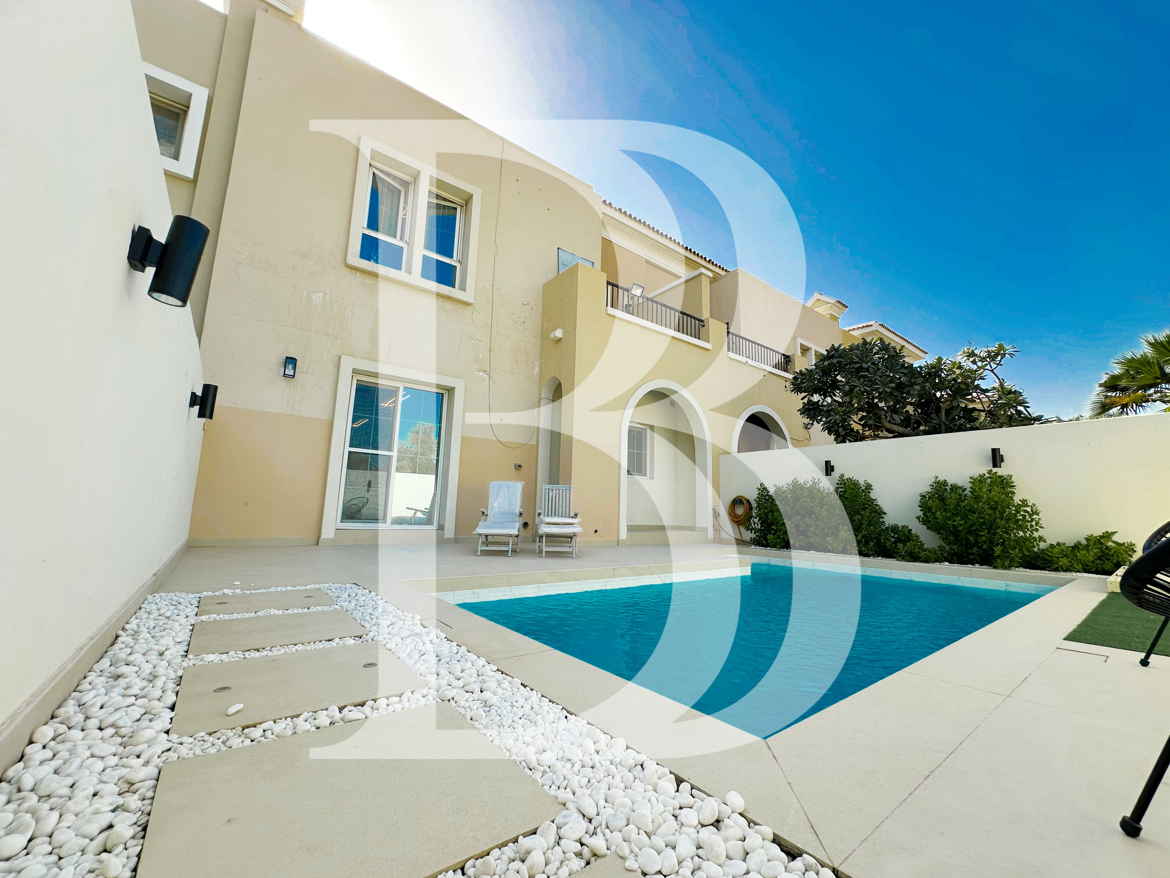 Vacant | Fully upgraded | Fully furnished