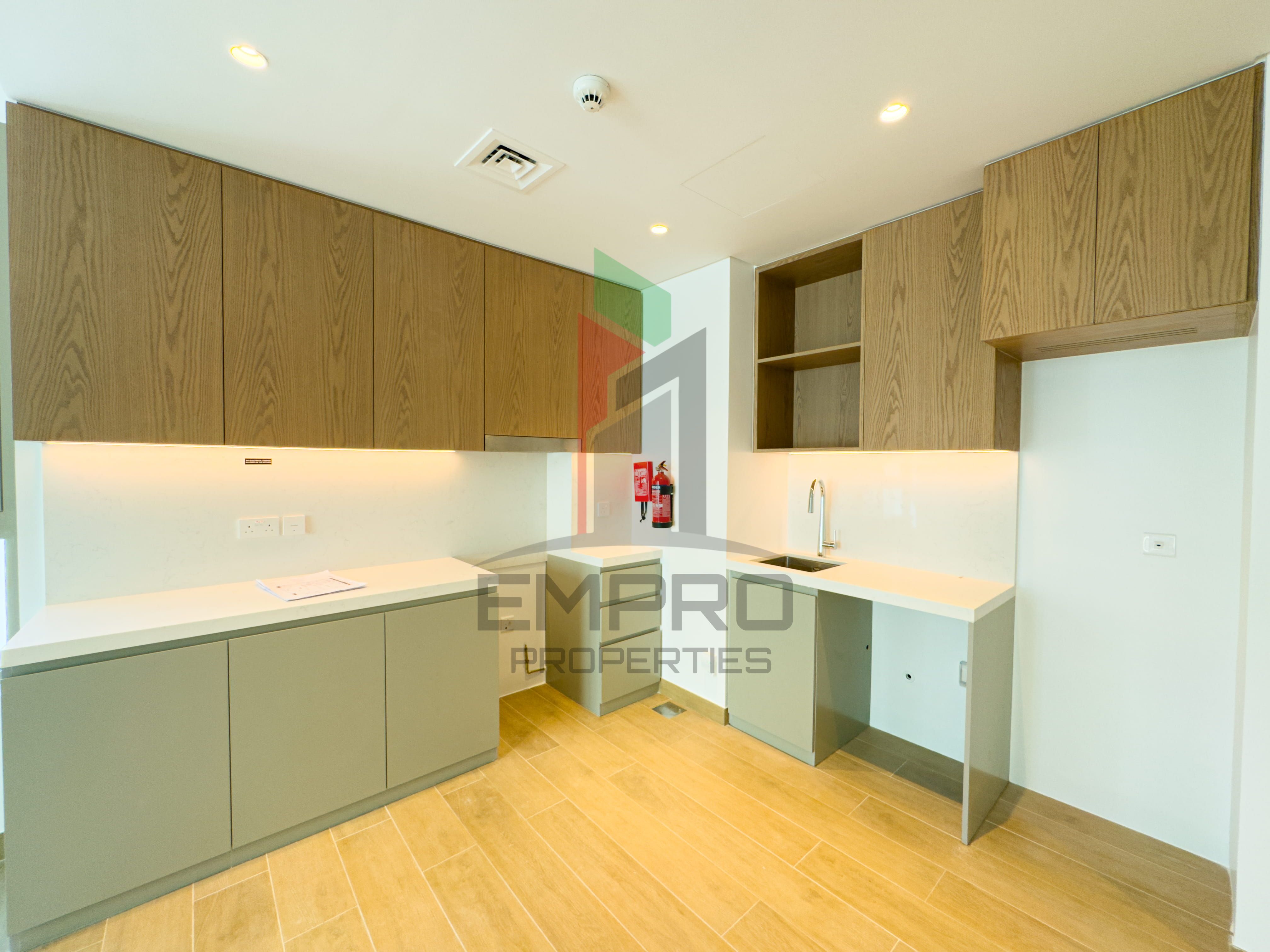 High-Floor Corner 1BR | Partial Marina View