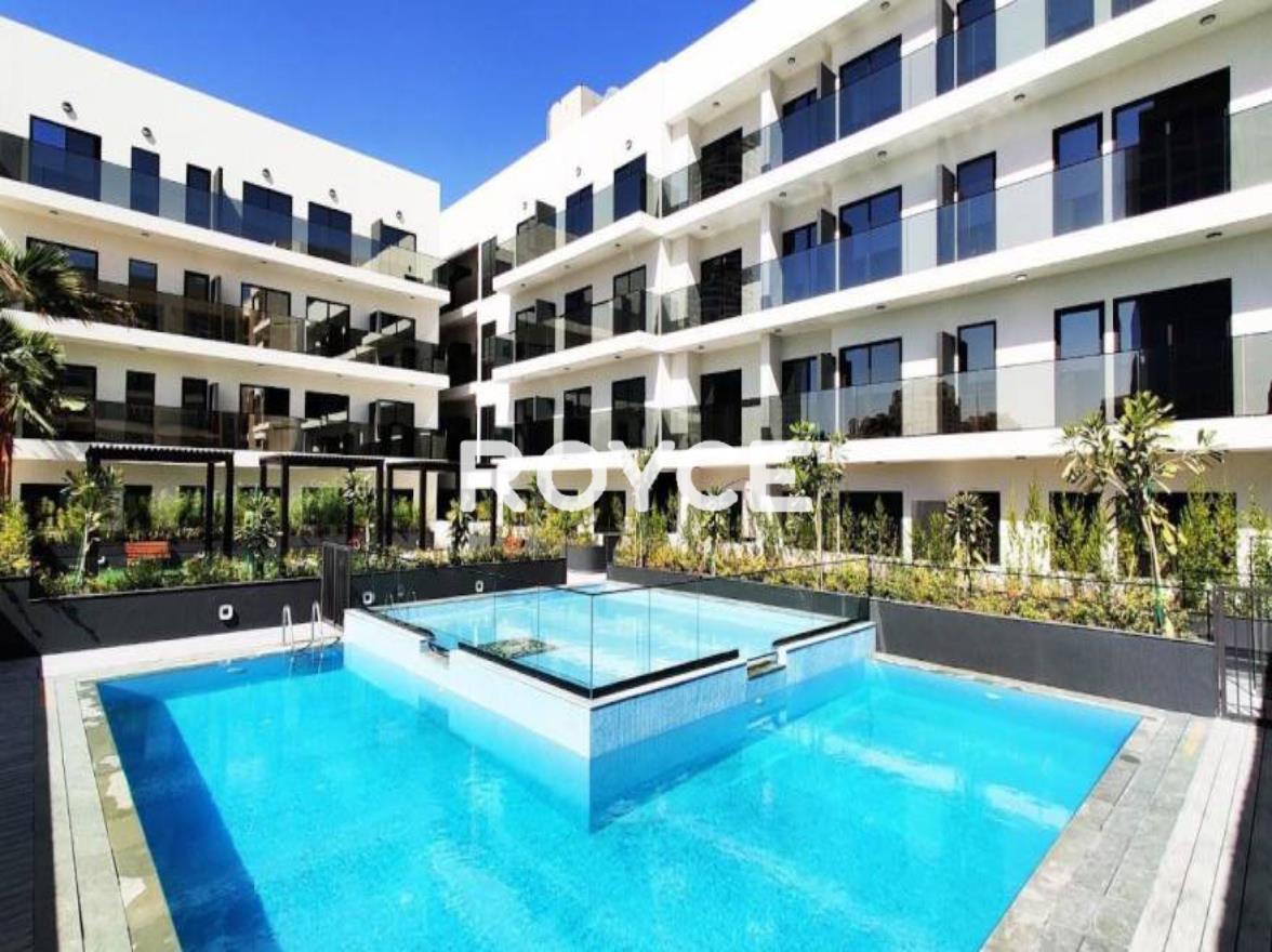 Huge Layout | Vacant | Fully Furnished | Call Now