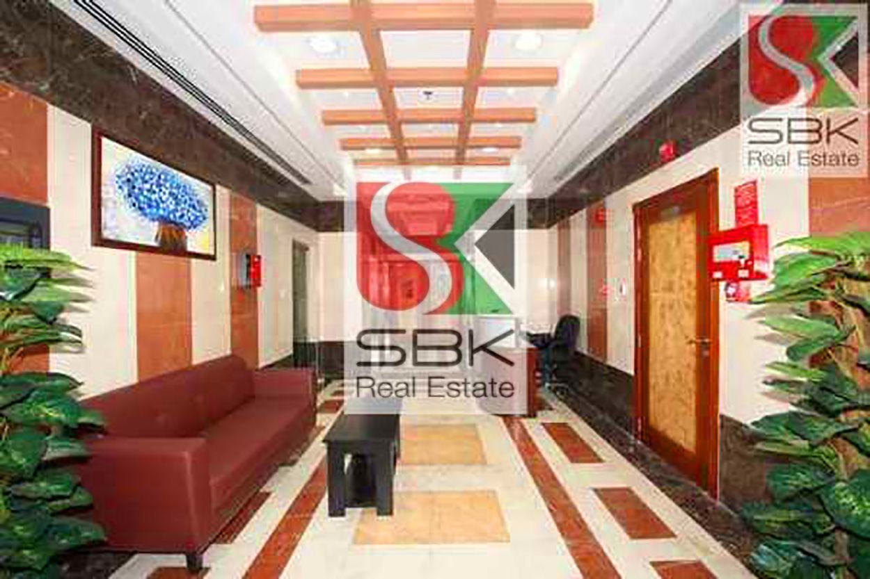 OUTSTANDING And SPACIOUS 2BHK Available Opposite To Sahara Center