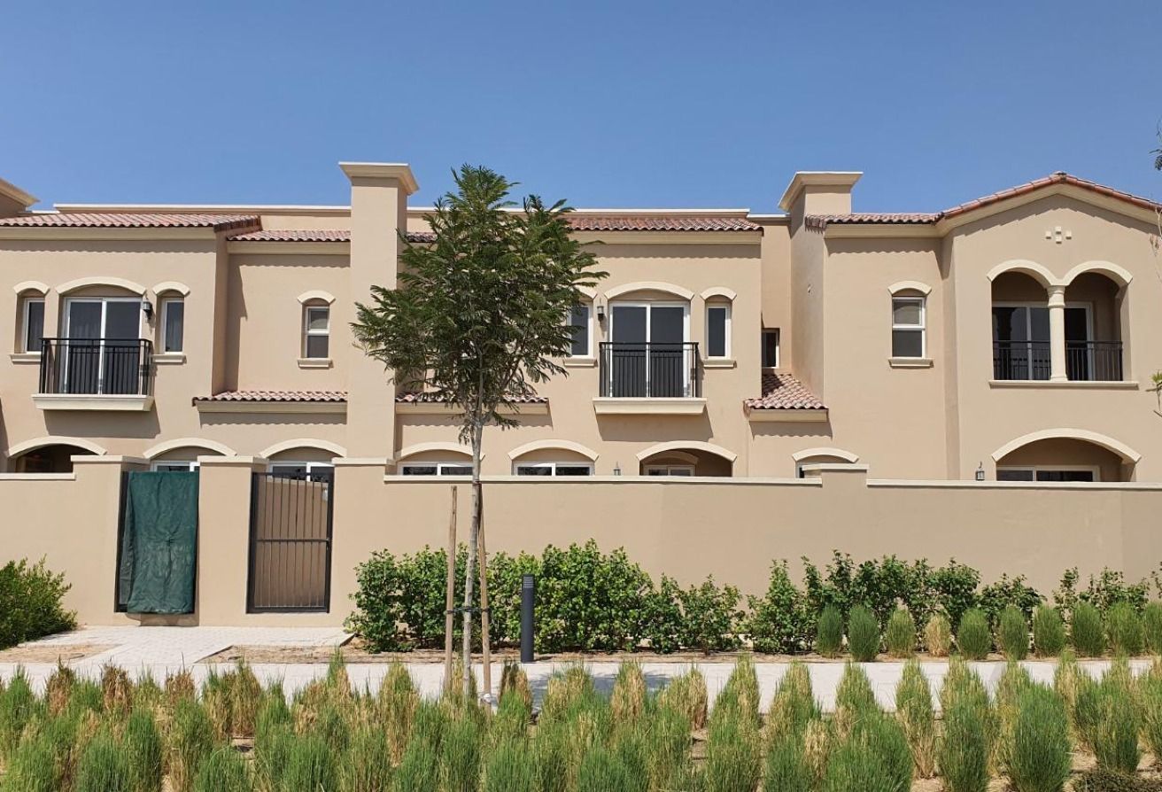 Biggger Garden Single Row Unit 3 bedroom + Maid