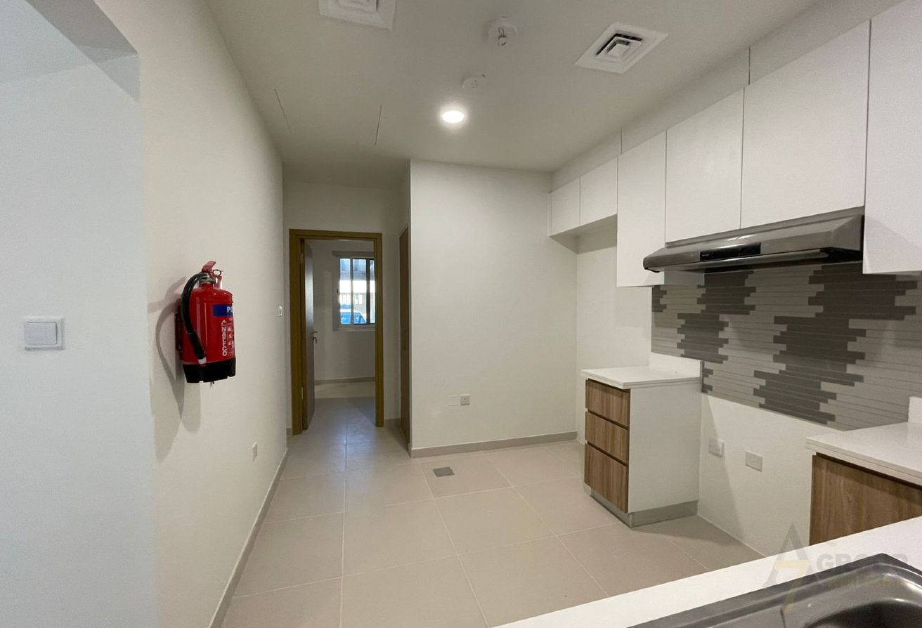 Family Home | Single Row | Close to Exit