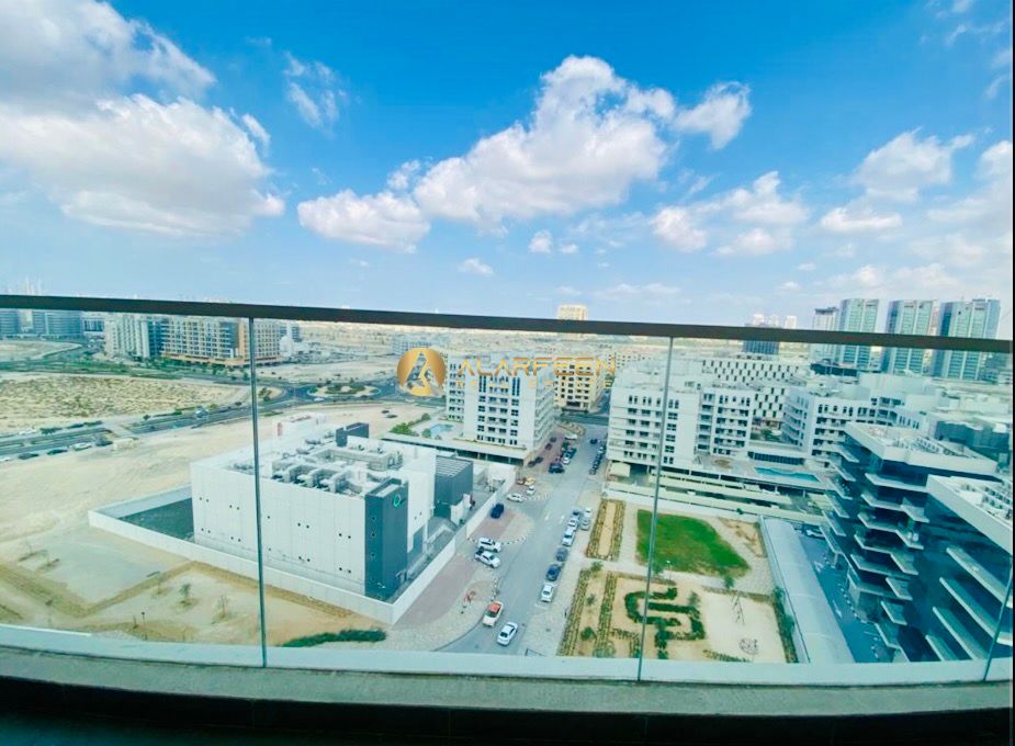 FULLY FURNISHED/1BHK/HIGH FLOOR/SPACIOUS