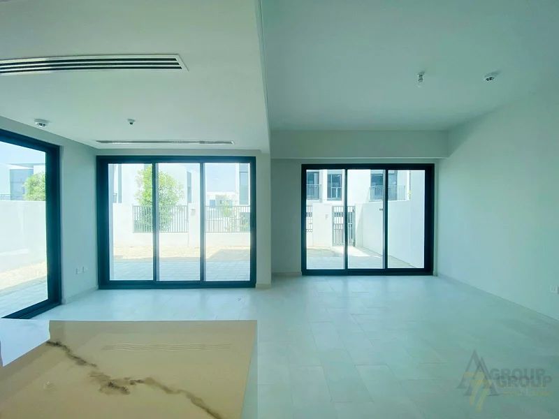 End Unit | Single Row | Park Facing Premiuim Location Unit 4 bedroom + Maid Room