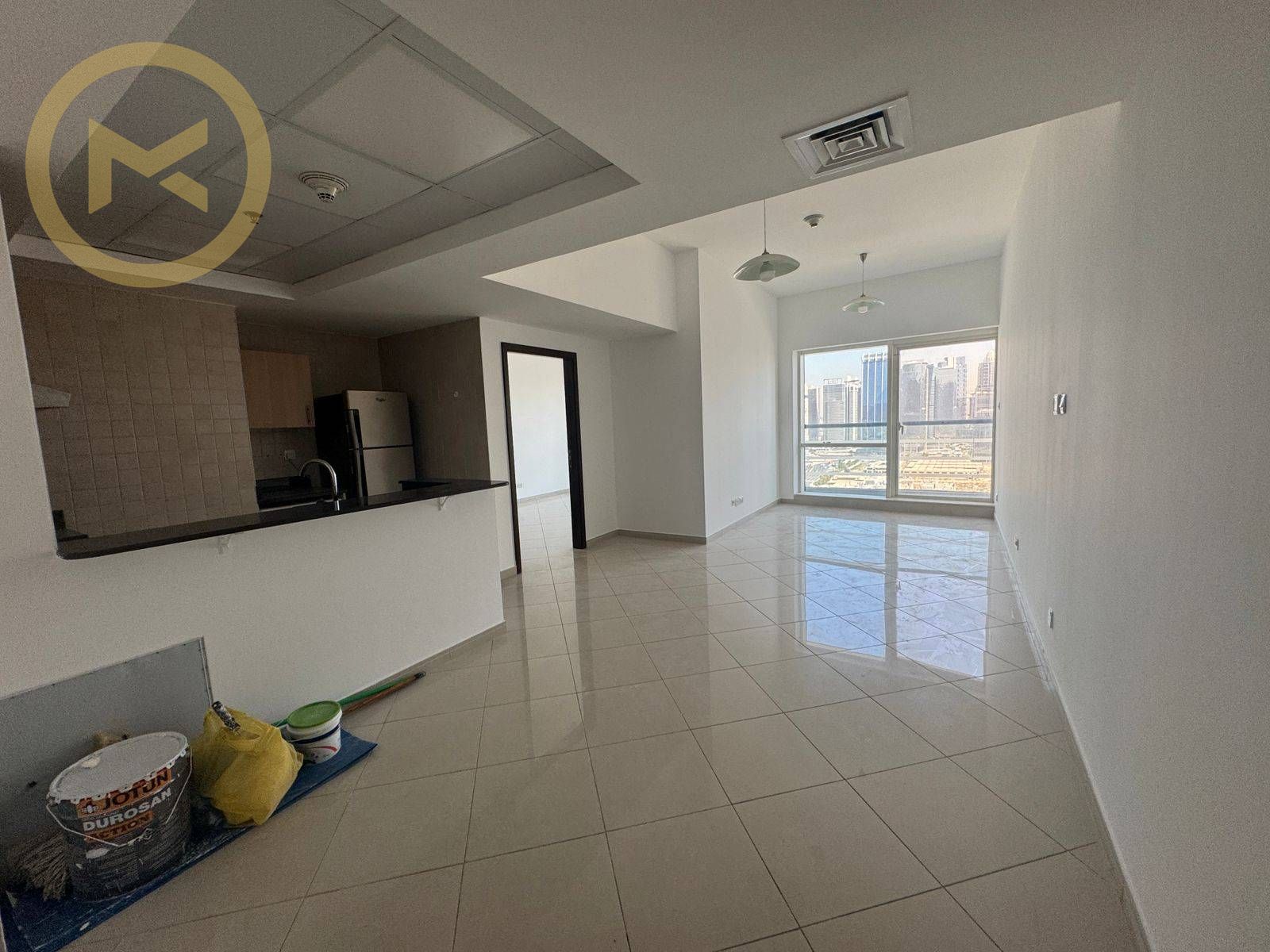 Unfurnished 1 bedroom | Chiller Free| Near to Metro station