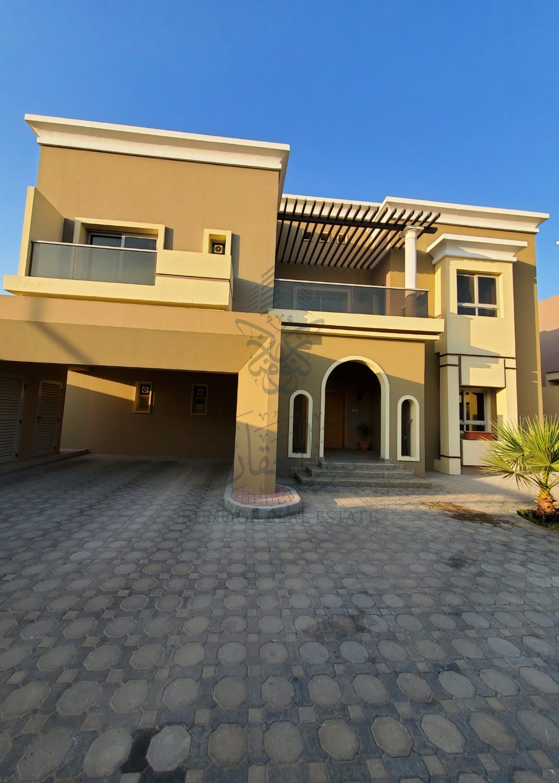 albarashi alshaariqah