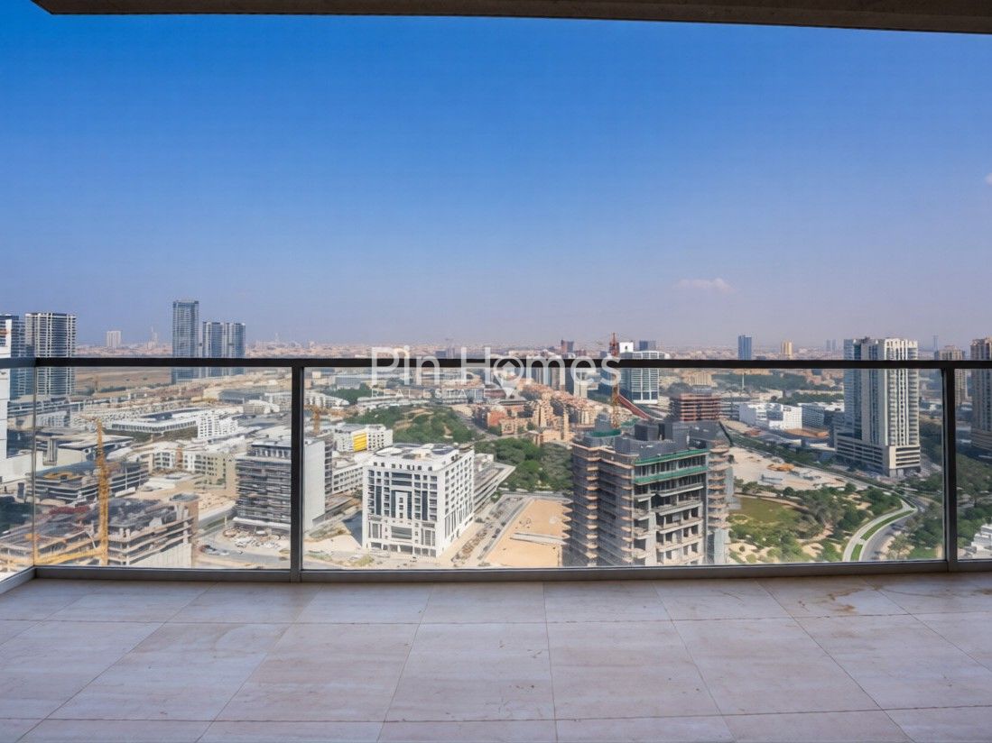 High Floor | Modern | Vacant