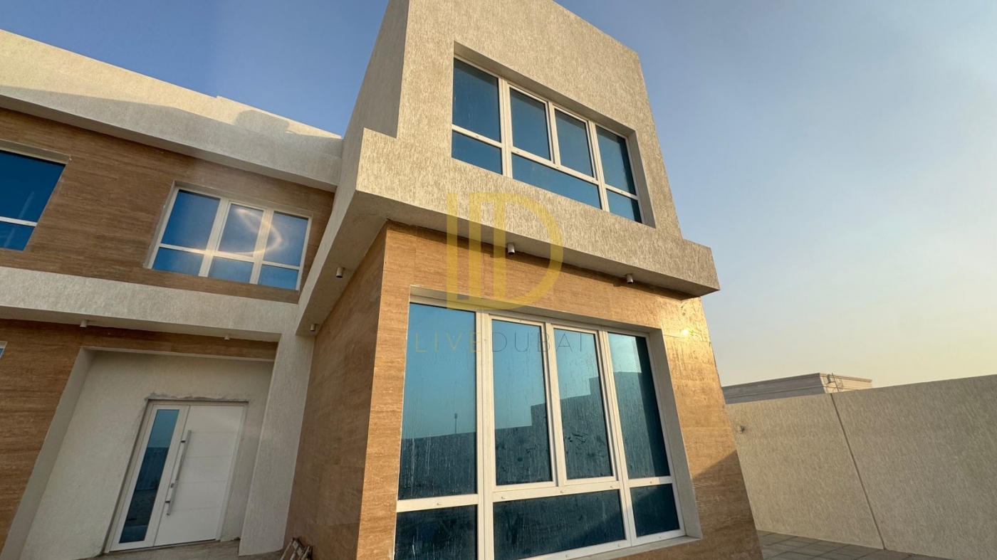RENT|Brand New Villa|Wadi AlShabak|4 bed|Service Block