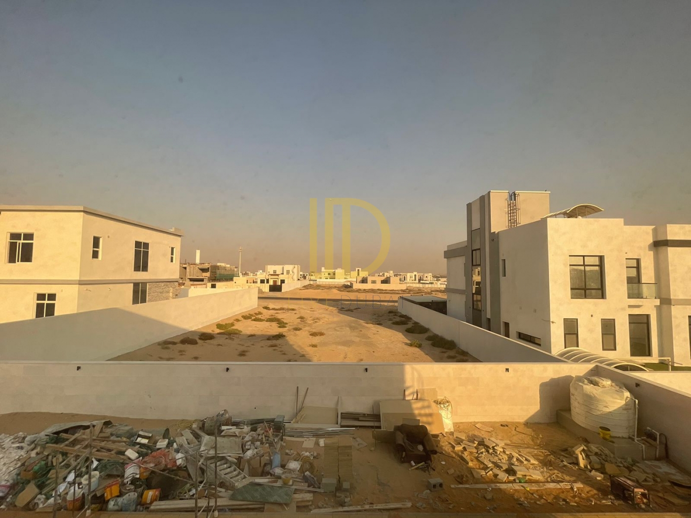 For Rent|5Bed Luxury Villa |Wadi Alshabak|Service Block
