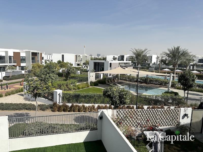 Large Plot | Direct Park and Pool Access | Vacant