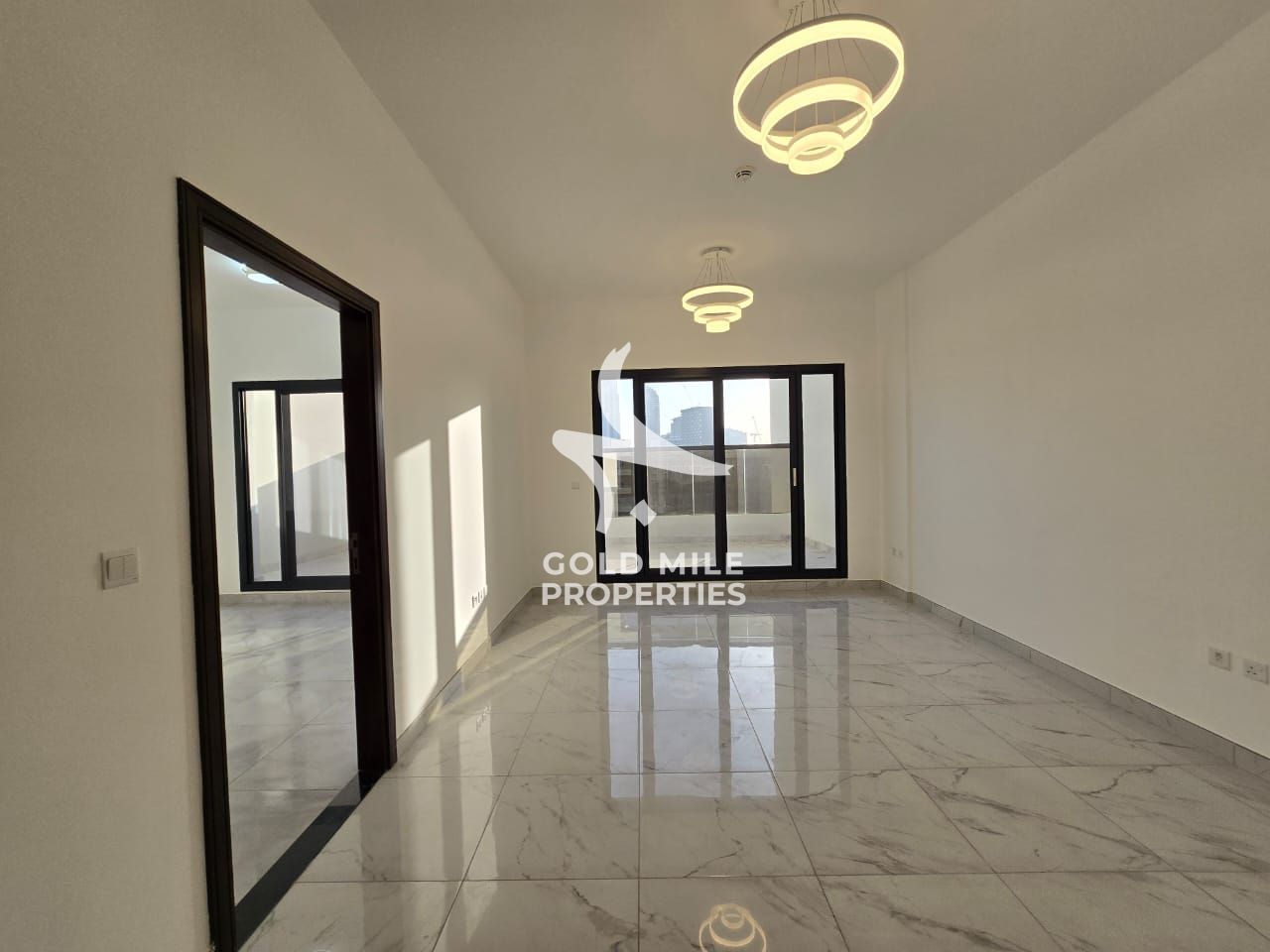LUXURY 1 BHK - SEMI FURNISHED - BIG LAYOUT - FAMILY BUILDING