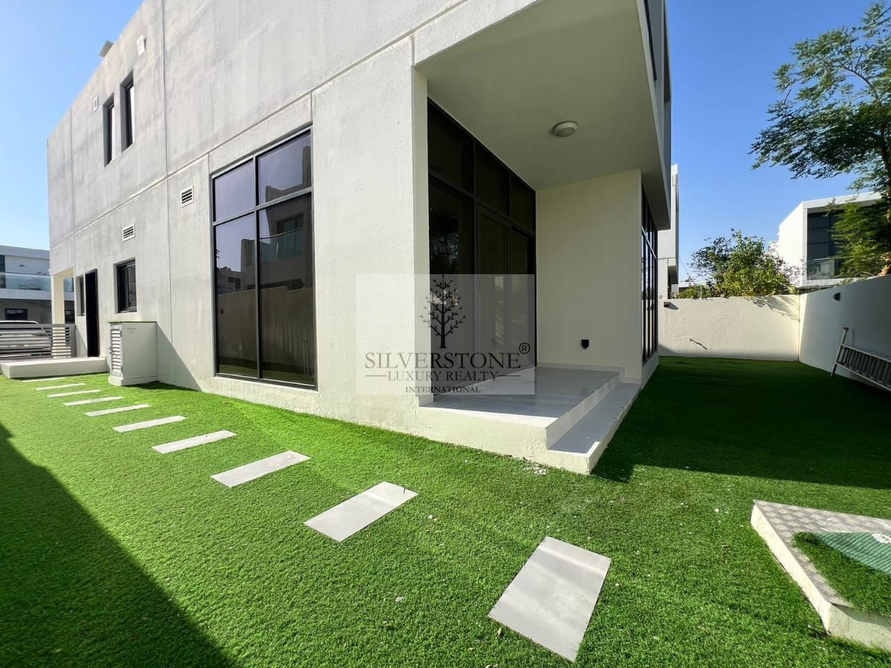Single Row | Park Facing | Ready to Move