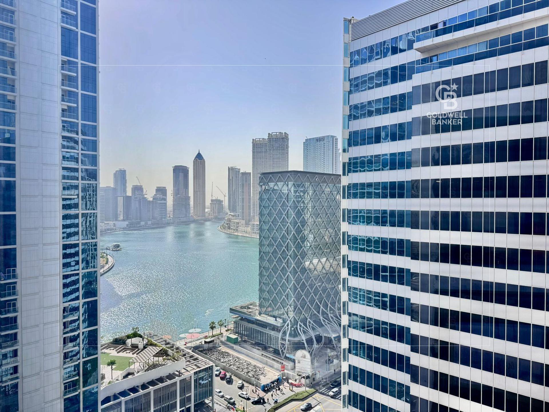 Canal view| Burj and Downtown View| High floor