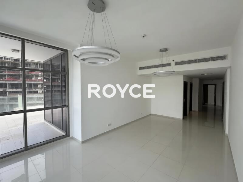 Ready to Move-in | Huge 3BR + Maids | Golf View