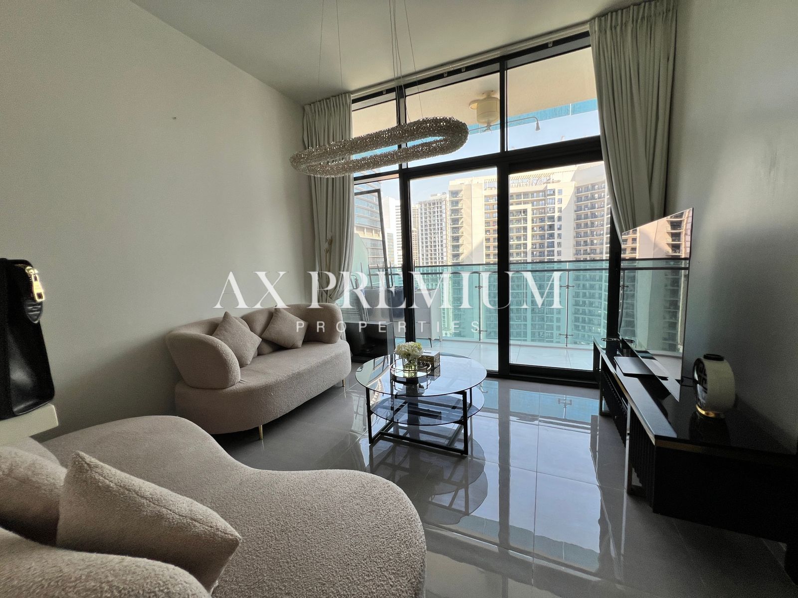 NICELY FURNISHED HIGH FLOOR ONE BEDROOM RENT IN MERANO