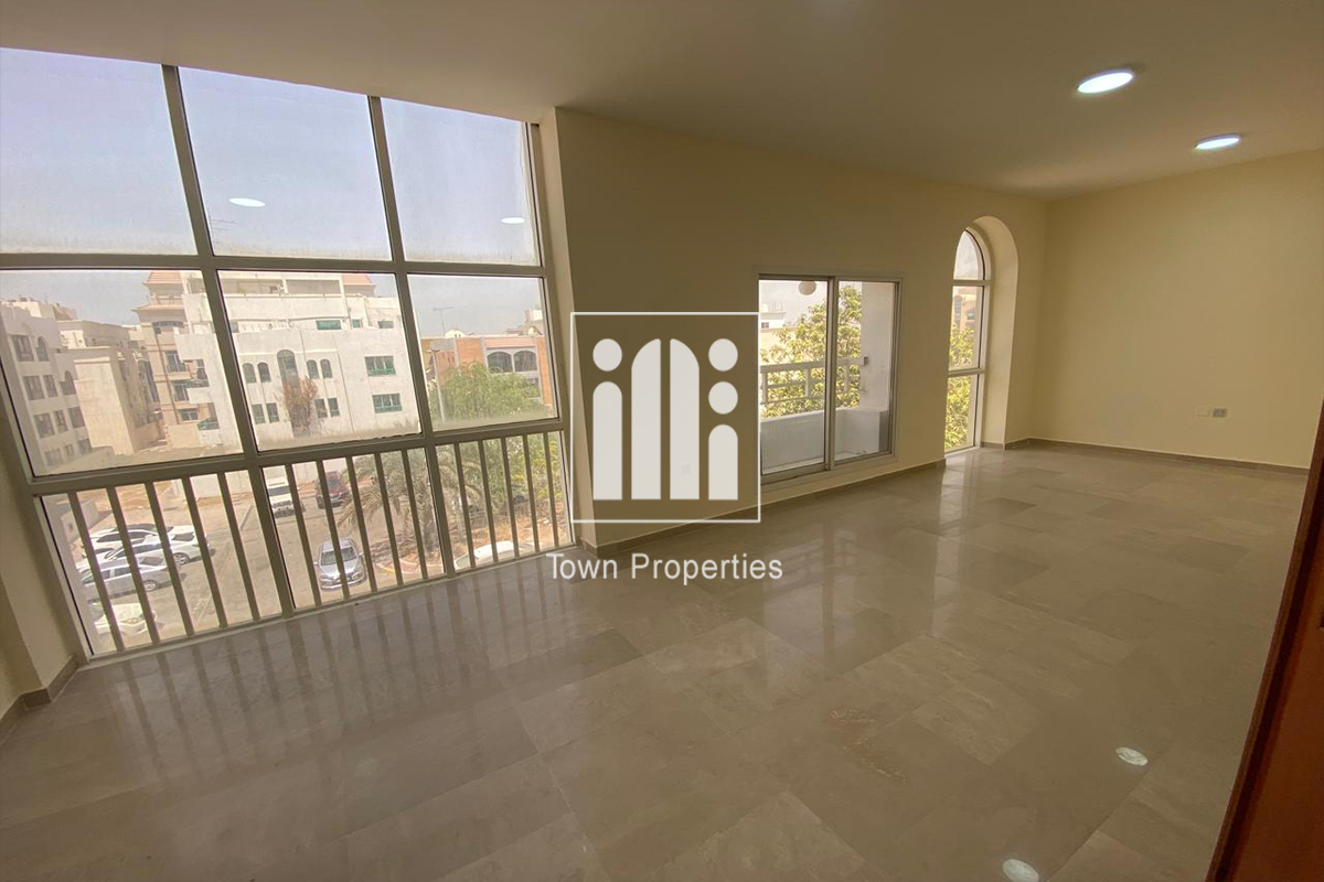 Strategic Location | 4BR + Maid Apartment | Spacious Majlis