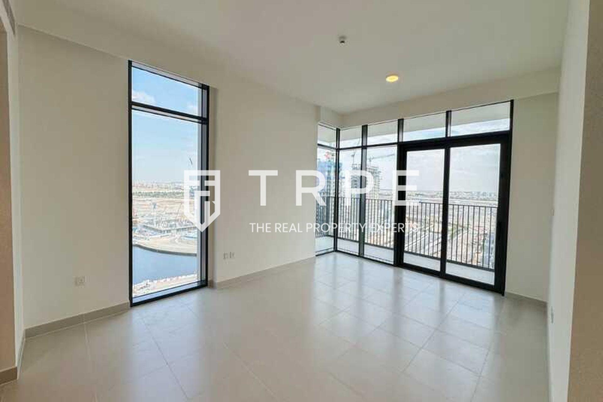 Brand New | Vacant | Furnished | High Floor