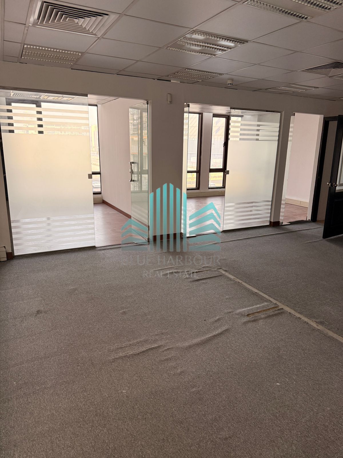 ALONG SHEIKH ZAYED ROAD | WALKING DISTANCE TO METRO | WITH BASEMENT PARKING