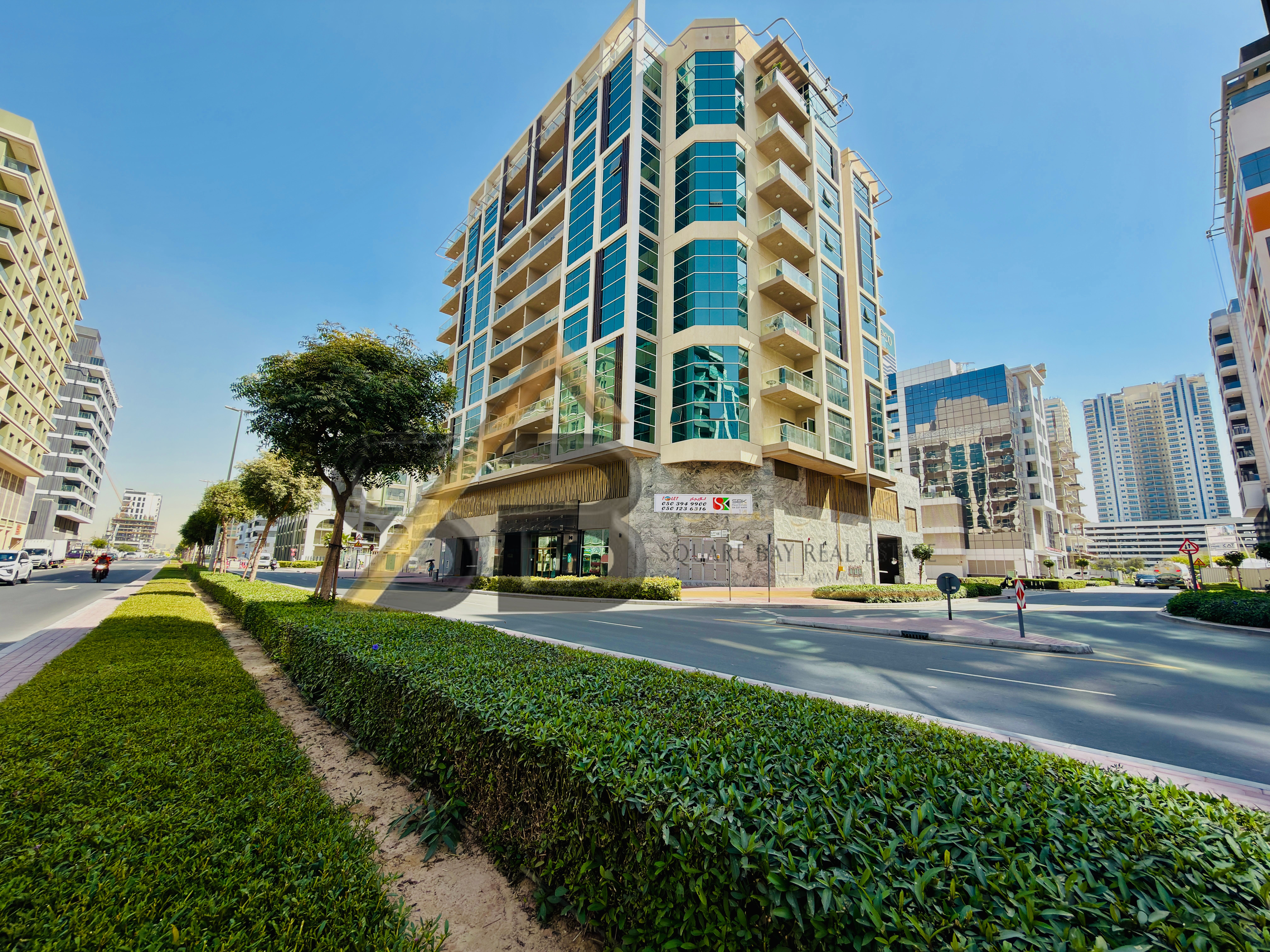 Hot Offer|Semi Furnished 1BHK|Very prime location|Just 5 minutes walk from World Trade Metro|
