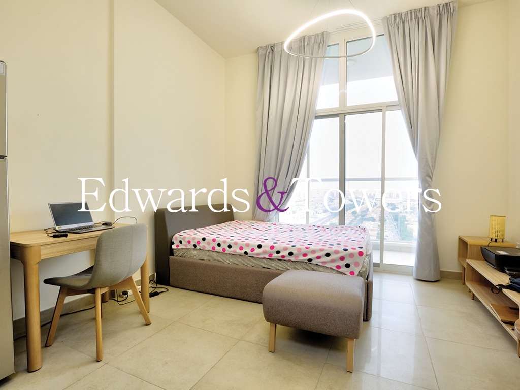 Fully furnished | Great amenities | Vacant soon