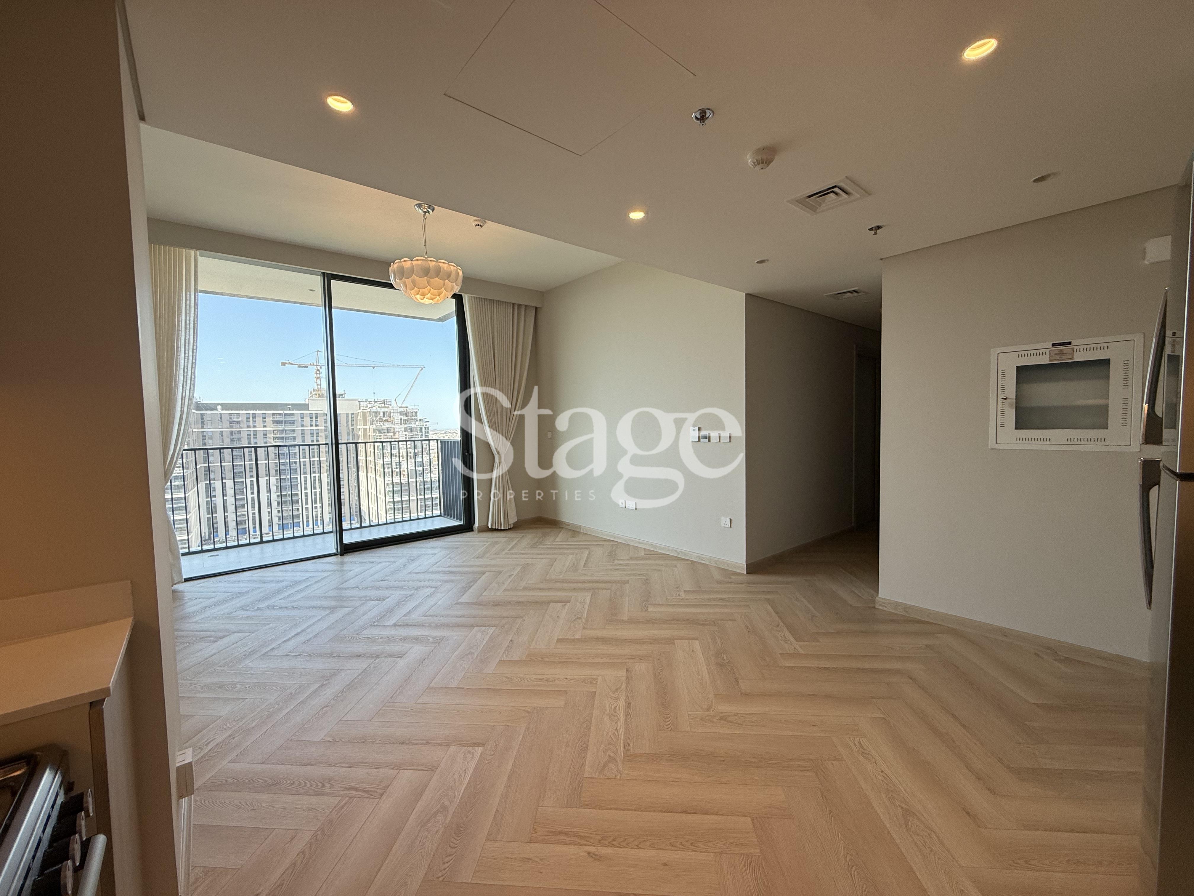 Park View | Close to Mall | Newly Upgraded