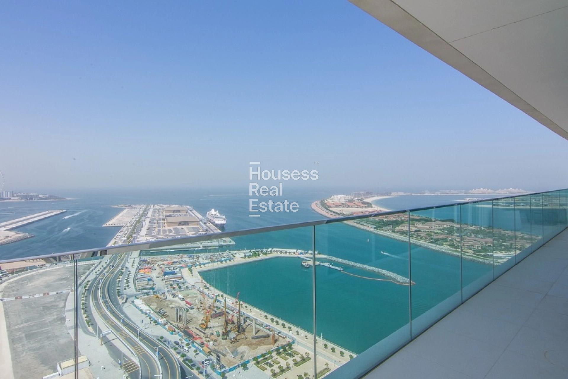 PENTHOUSE | PANORAMIC VIEW | BEACH ACCESS | VACANT