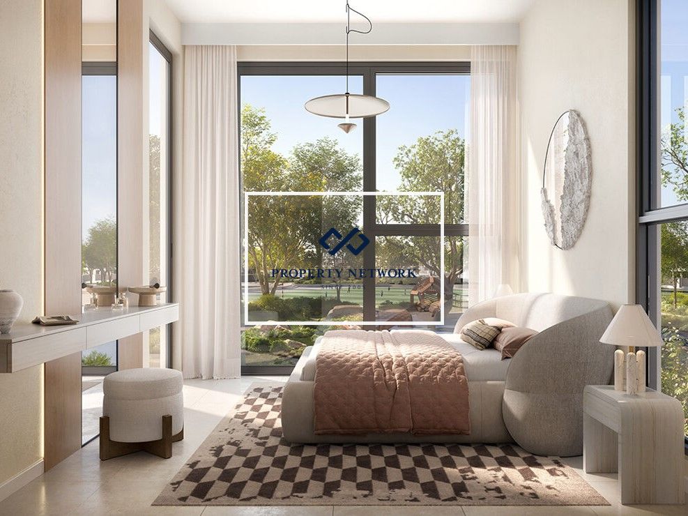 Expansive Floor Plan | Blue-Chip | Genuine Resale
