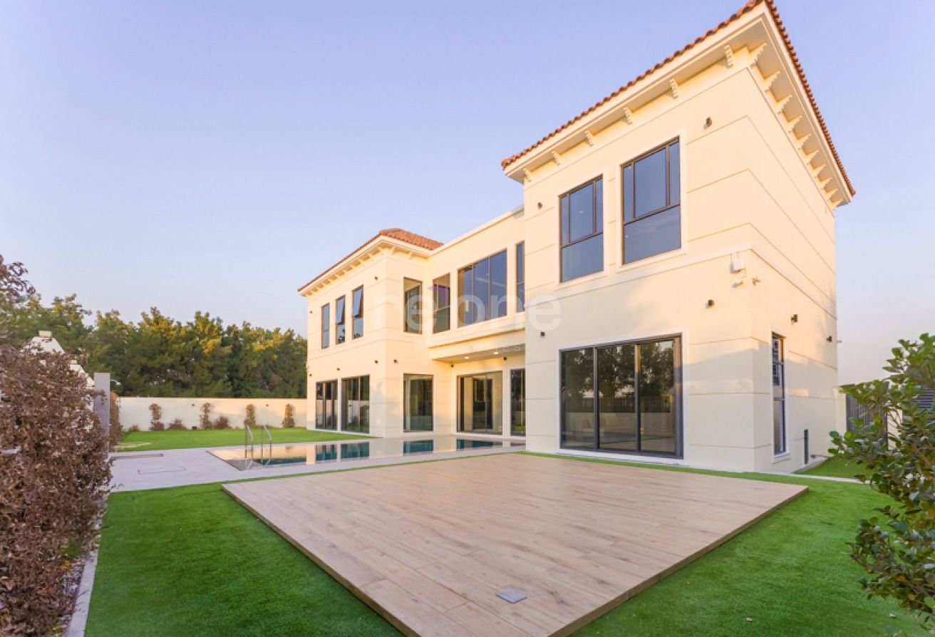 Exclusive | Ultra Luxurious | Vacant | Lift