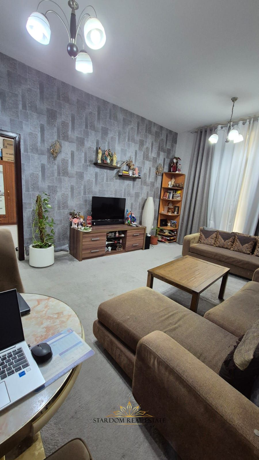 1 BEDROOM | FURNISHED | SEMI CLOSED KITCHEN