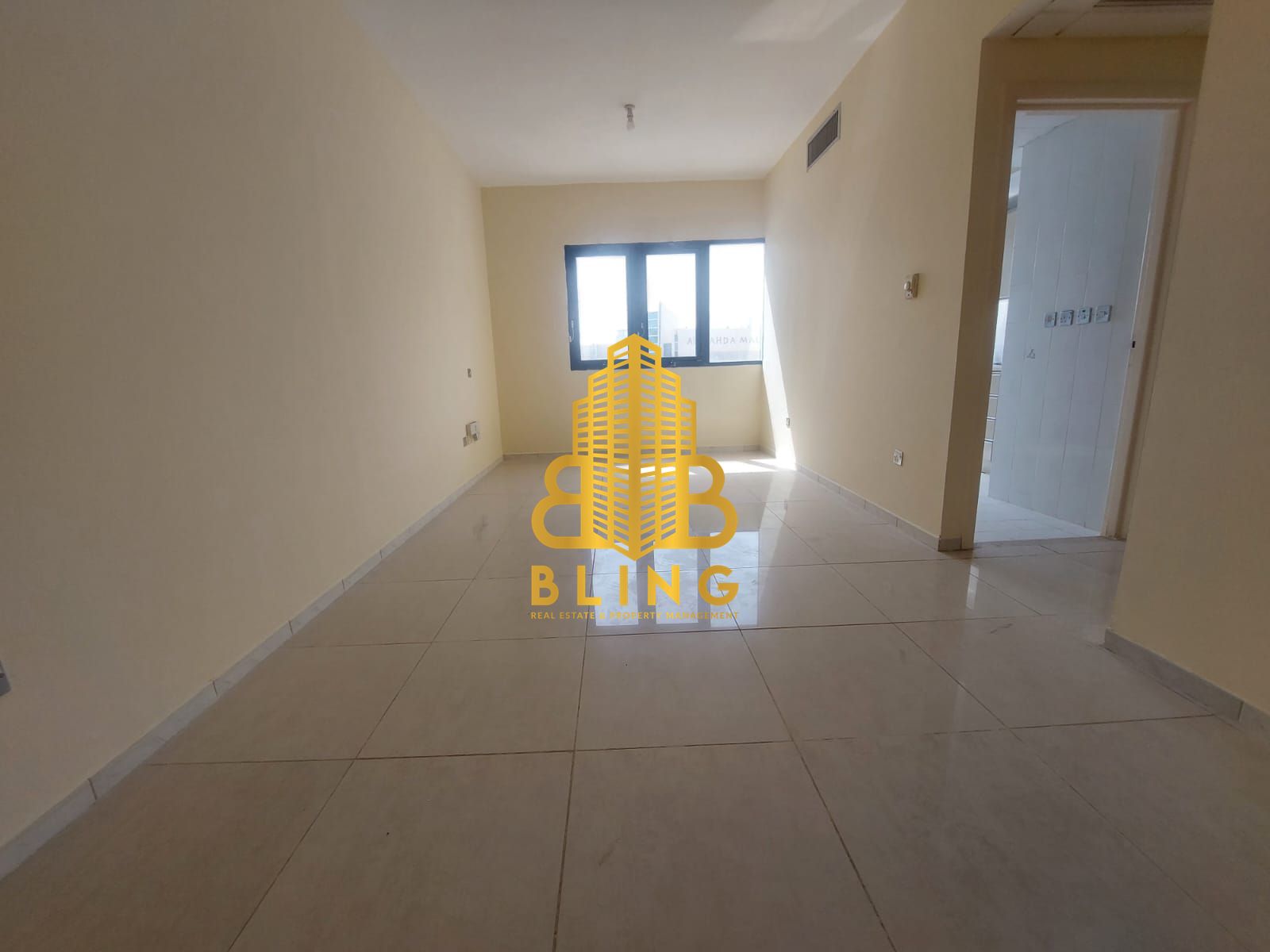 Studio Apartment With Closed Kitchen & Spacious Saloon