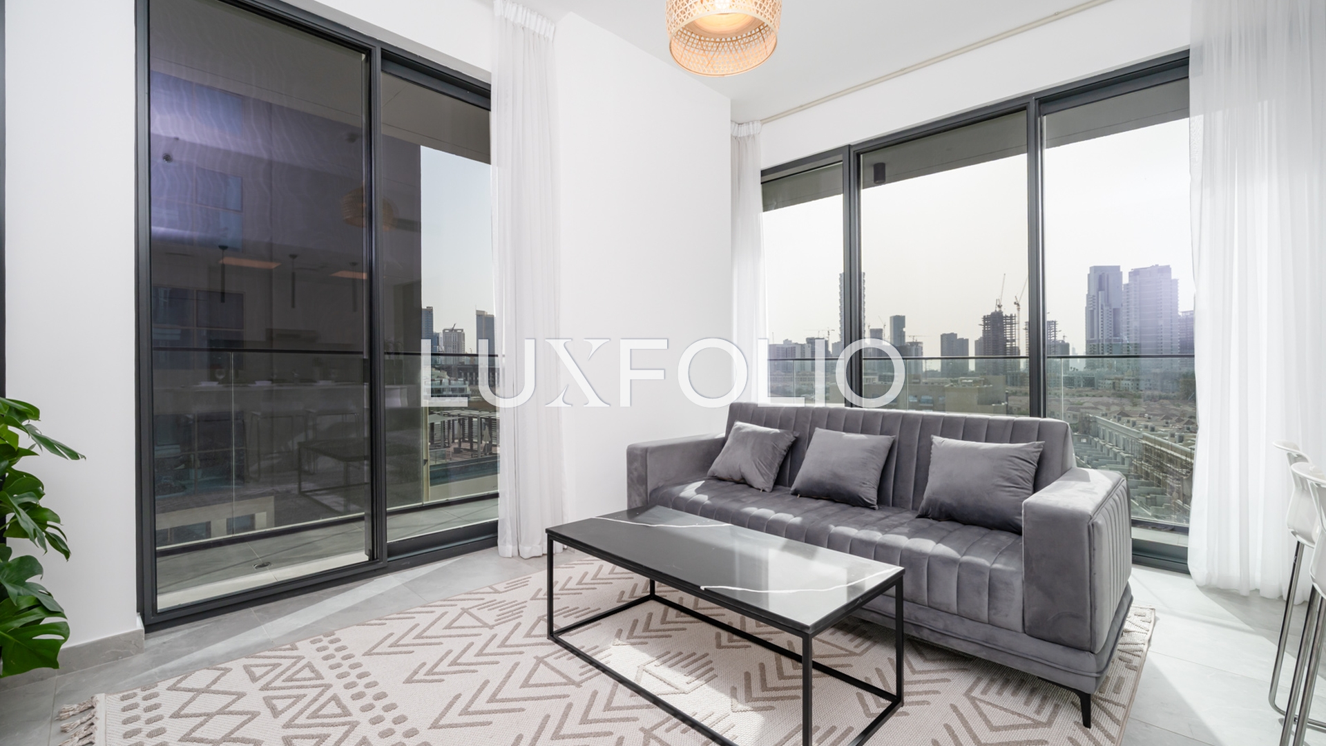 Corner Unit | Fully Furnished | Ready To Move