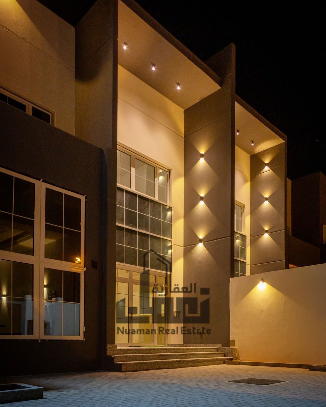 Modern duplex villa for sale in Al Raqeeba, Al Suyoh, Sharjah, corner location with modern design and practical layout, freehold for Arab nationals