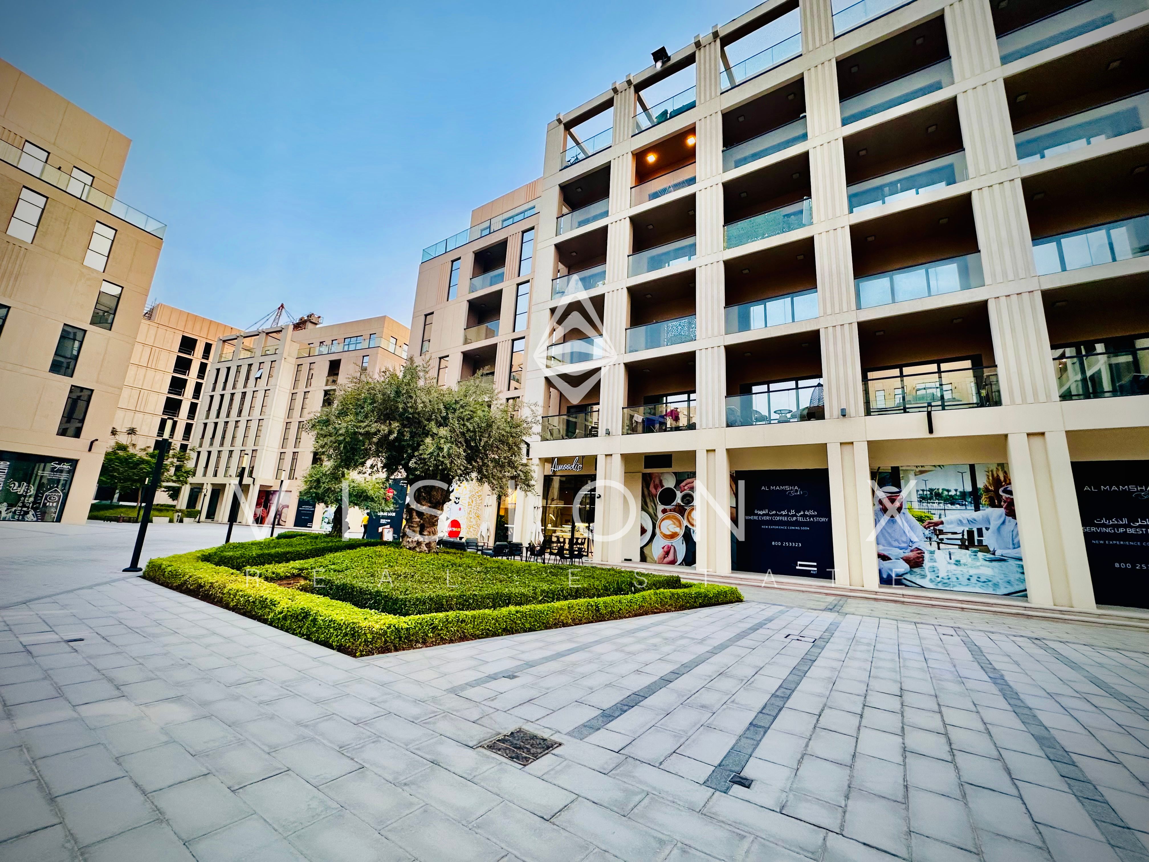 Sleek | Vibrant Zone | Comfortable Layout