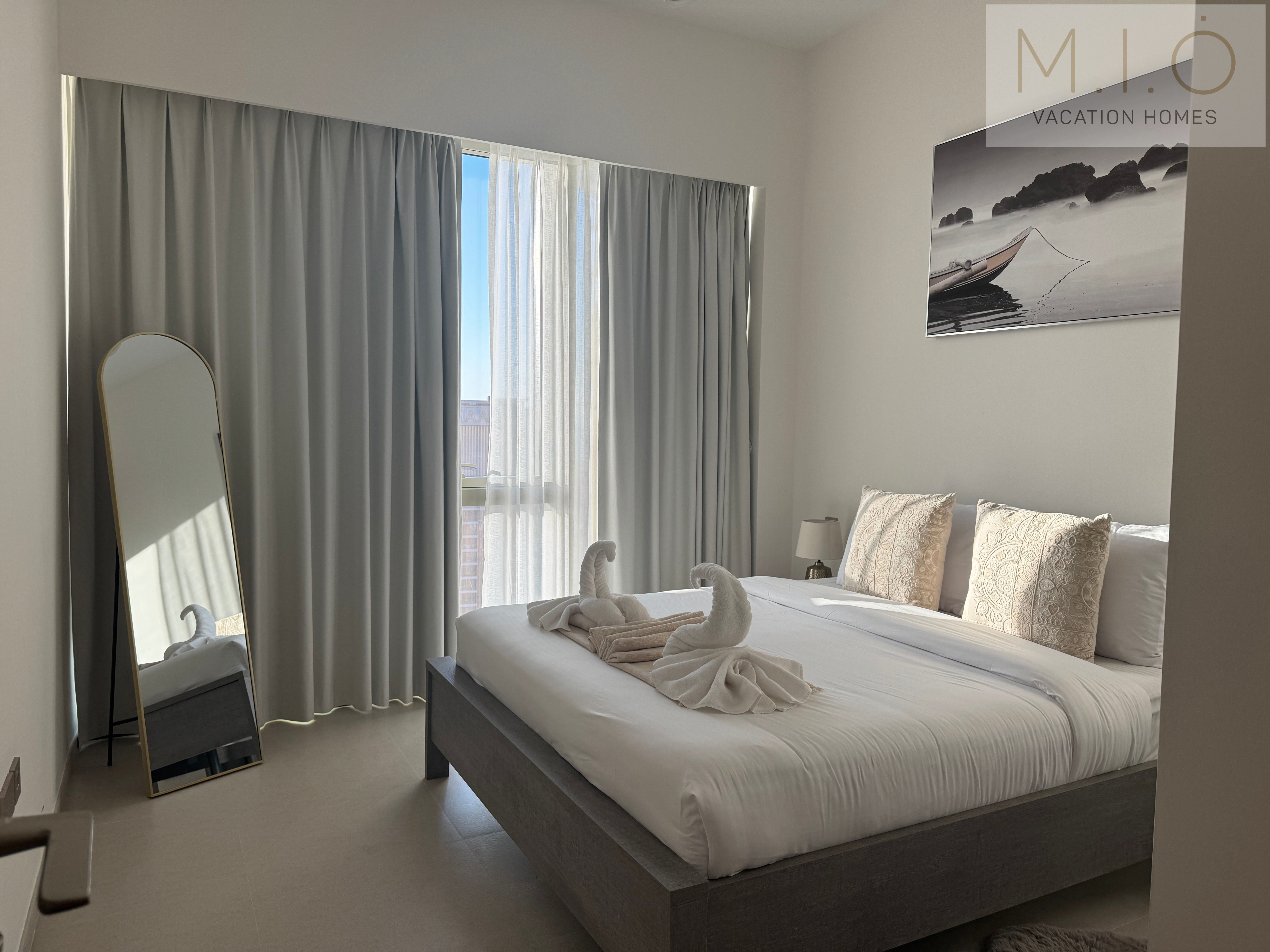 Luxury Furnished 1BR | Burj Khalifa Views