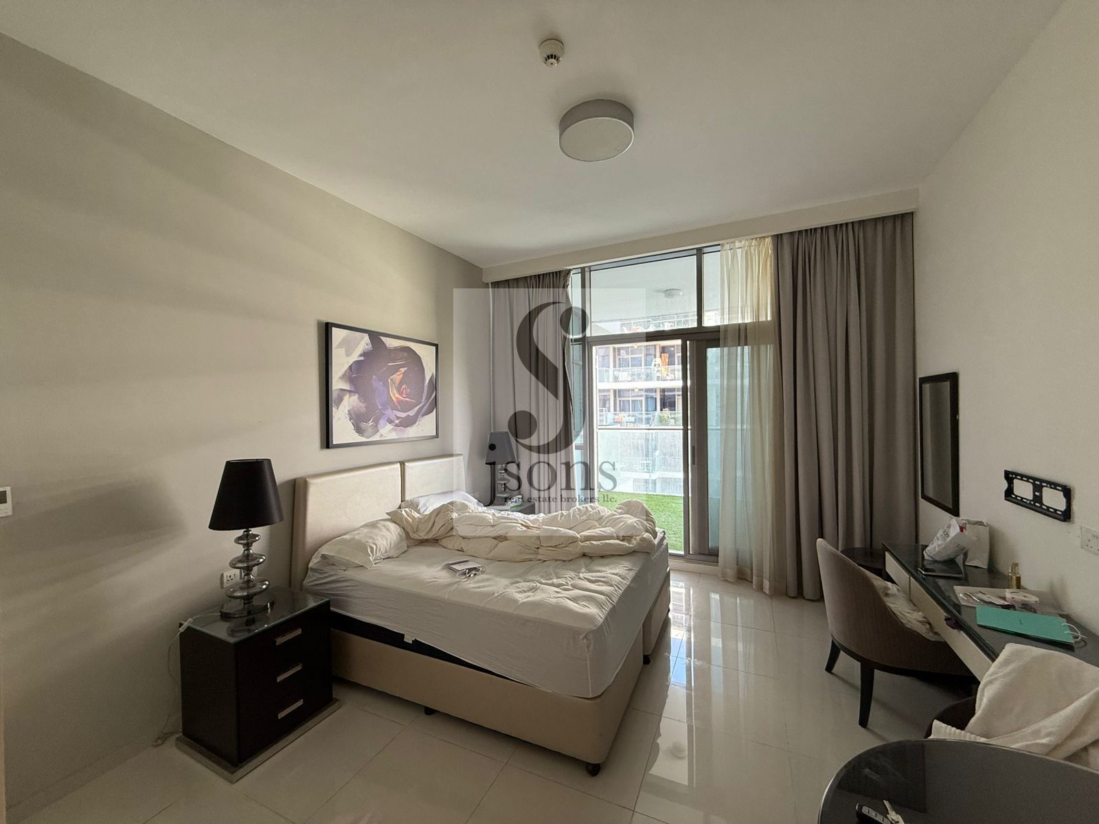 Vacant | Golf Course View | Furnished