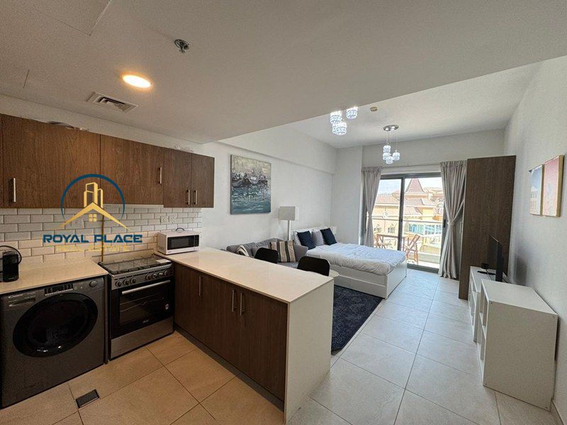 Chiller Free | Near Circle Mall | Community view