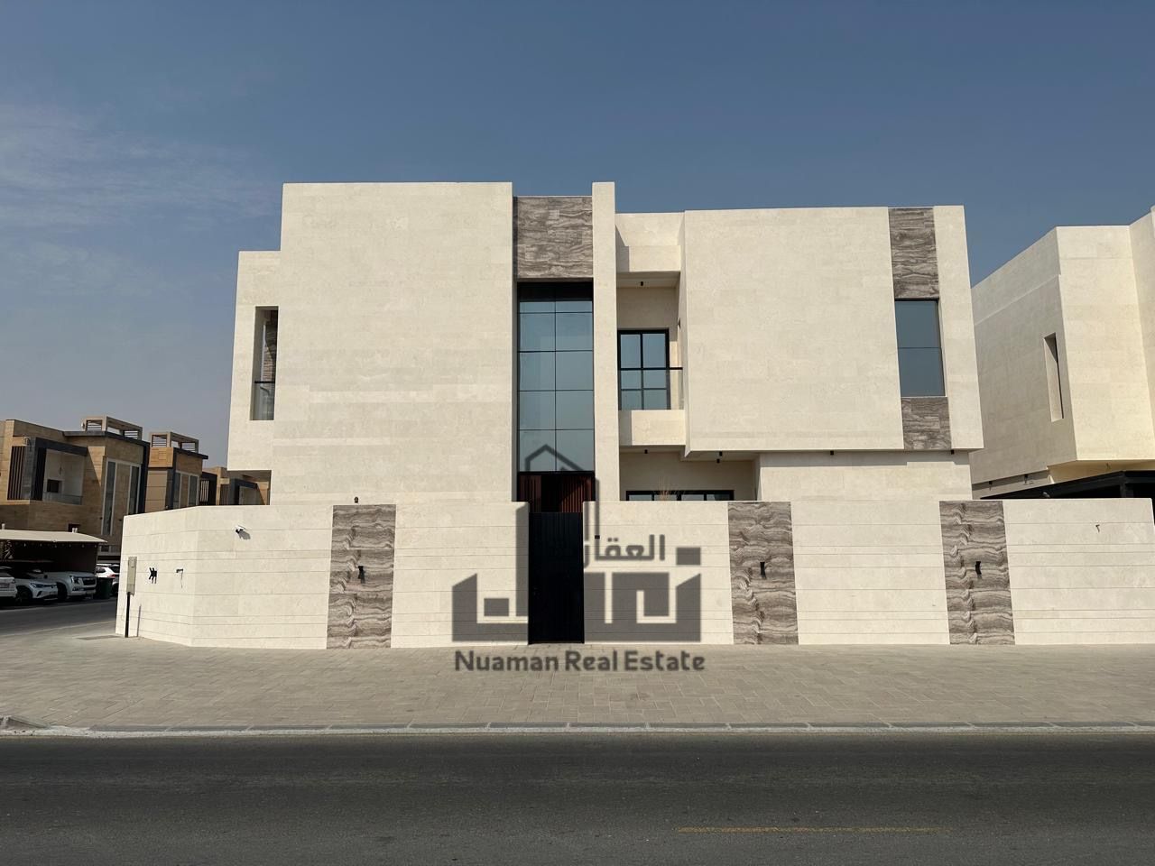Luxury Residential Villa for Sale in Al Yasmeen Ajman with Super Deluxe Finish in Prime Location
