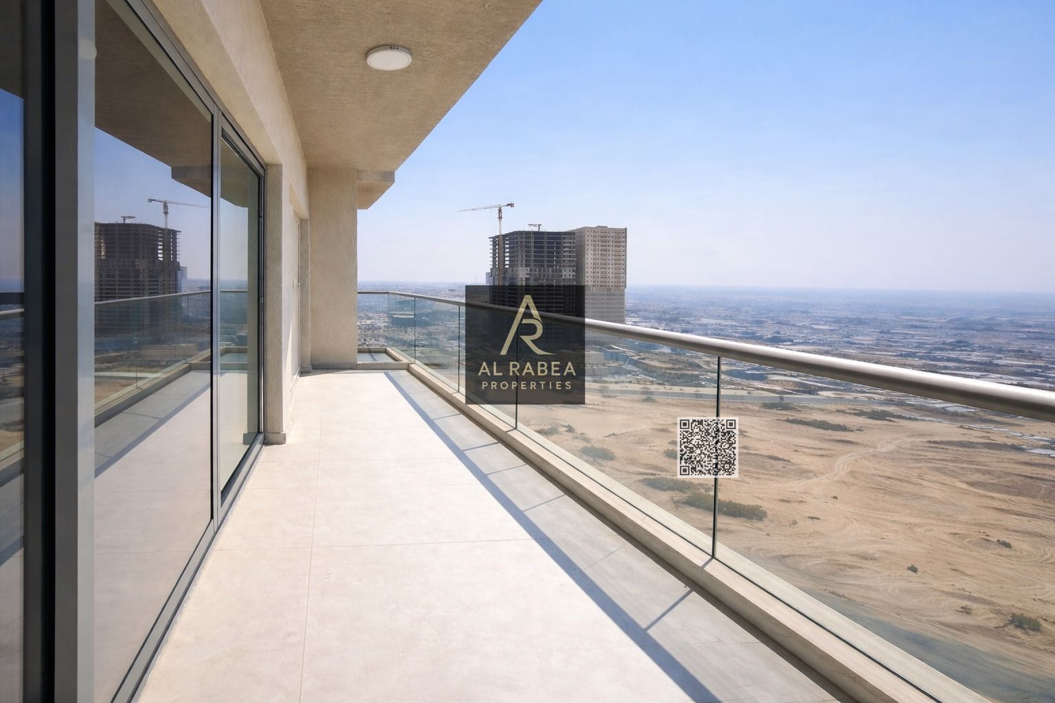 First tenant - Easy exit to Dubai - Parking and Gy