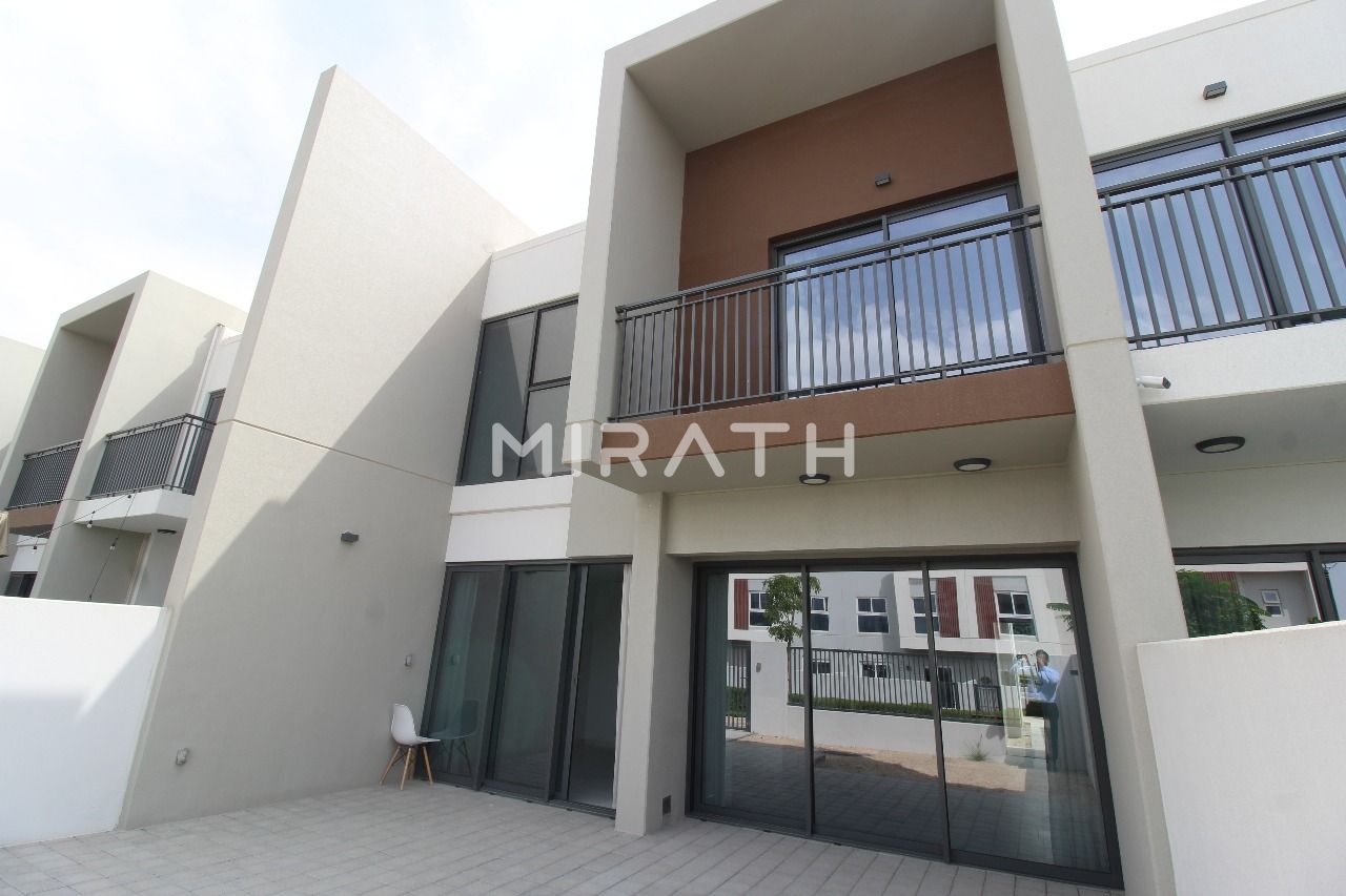 Single Row | Townhouse | Near pool