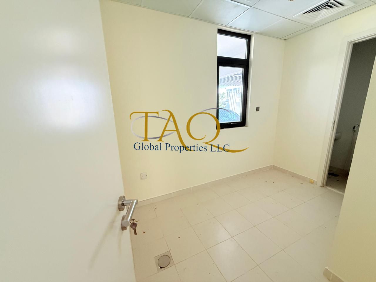 CORNER 3BR+MAID ROOM TOWNHOUSE CLOSEBIG KITCHEN