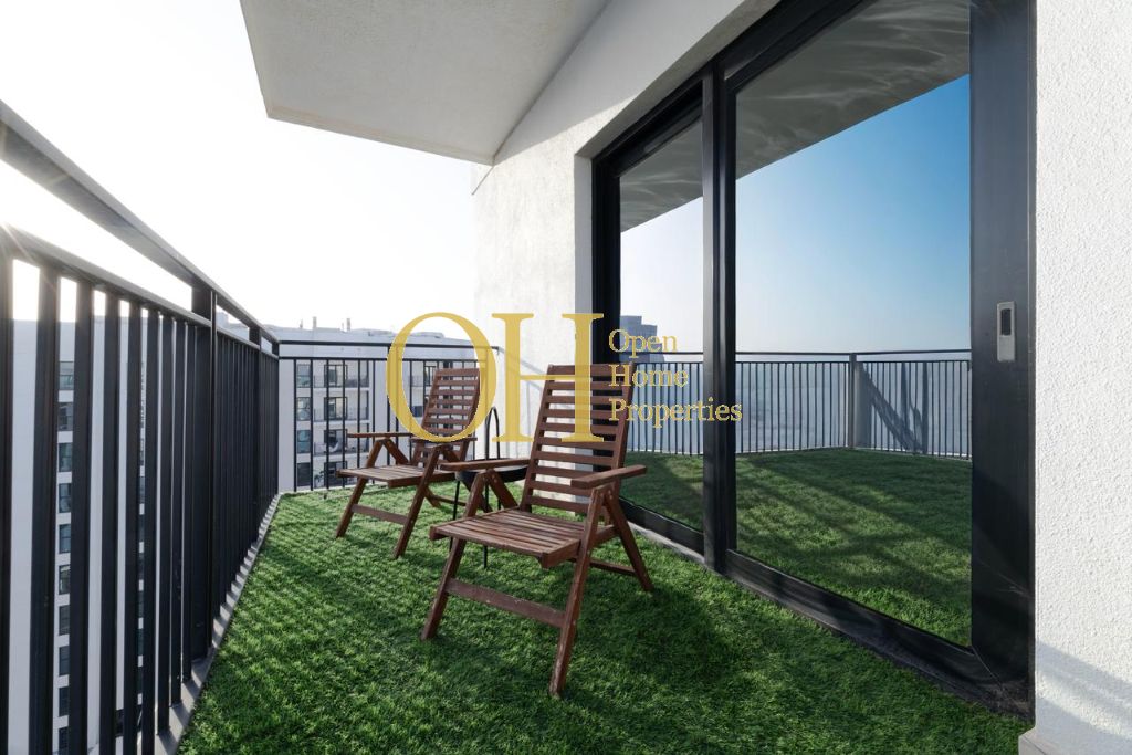 Captivating Canal View | Furnished Modern Unit | Prime Area