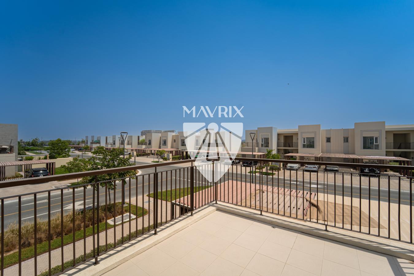 Spacious | Great Location | Single Row |Tenanted