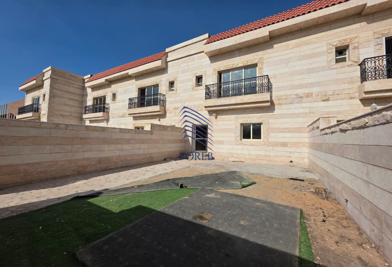Vacant 2 BR | Multiple Option | Fully Refurbished