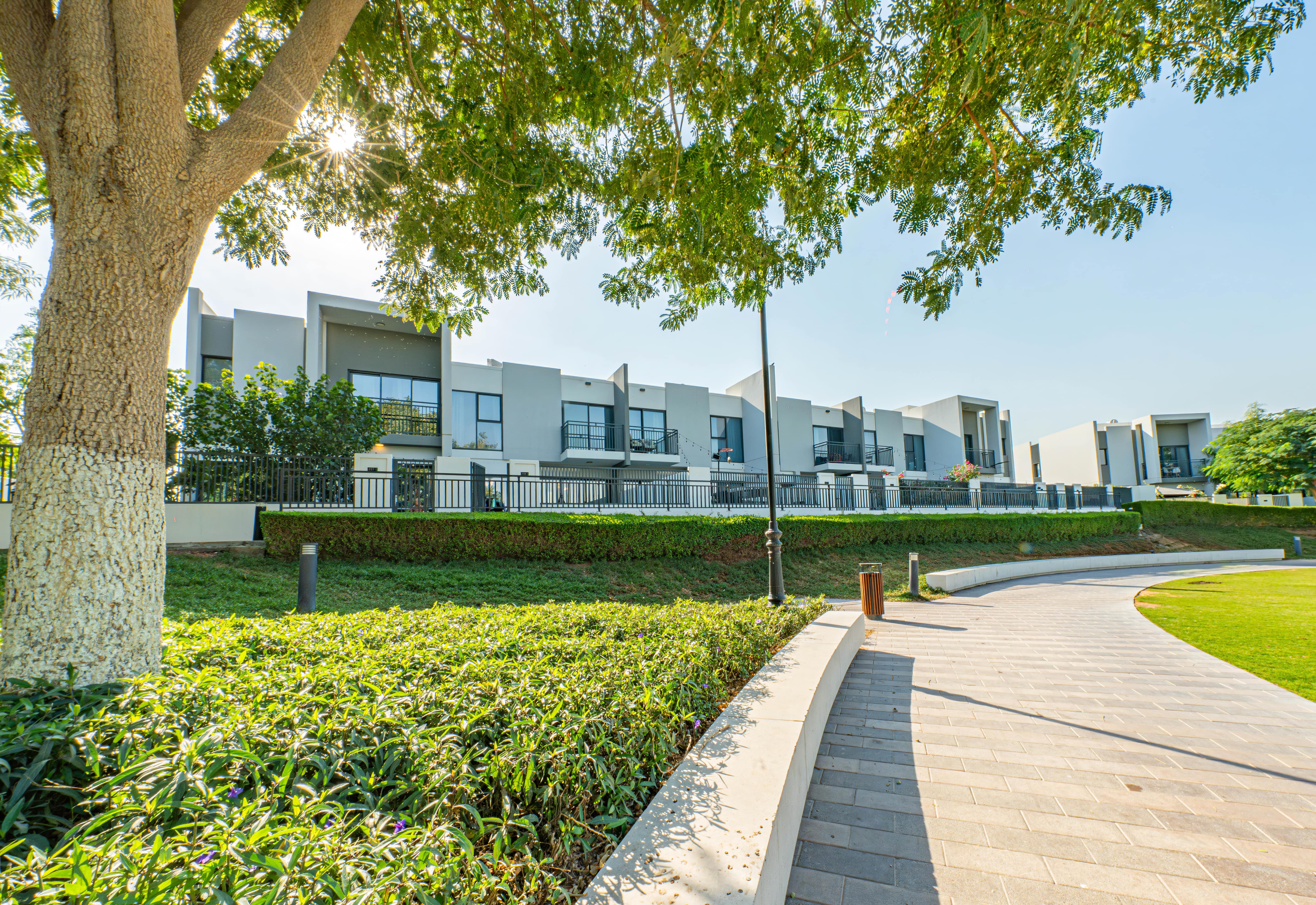 Park-Facing | Pool and Gym | Prime Villanova