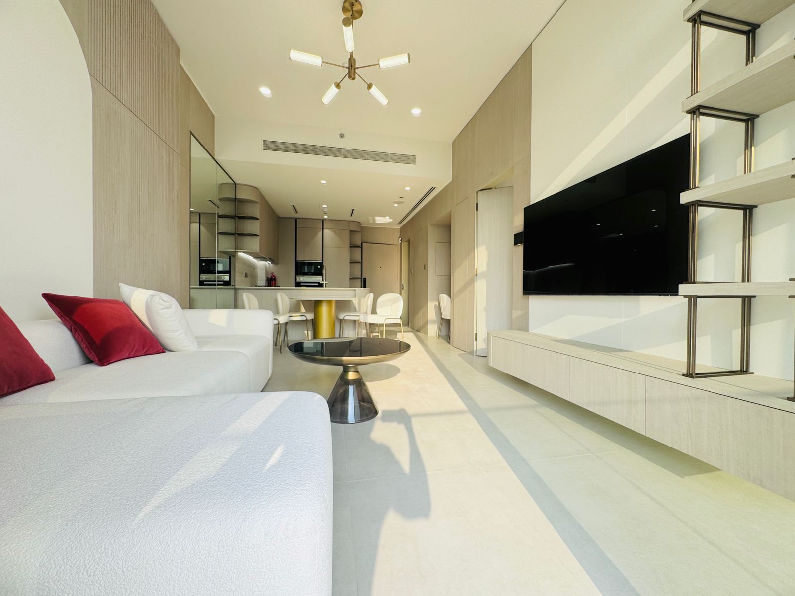 Fully Furnished | Vacant | Luxury