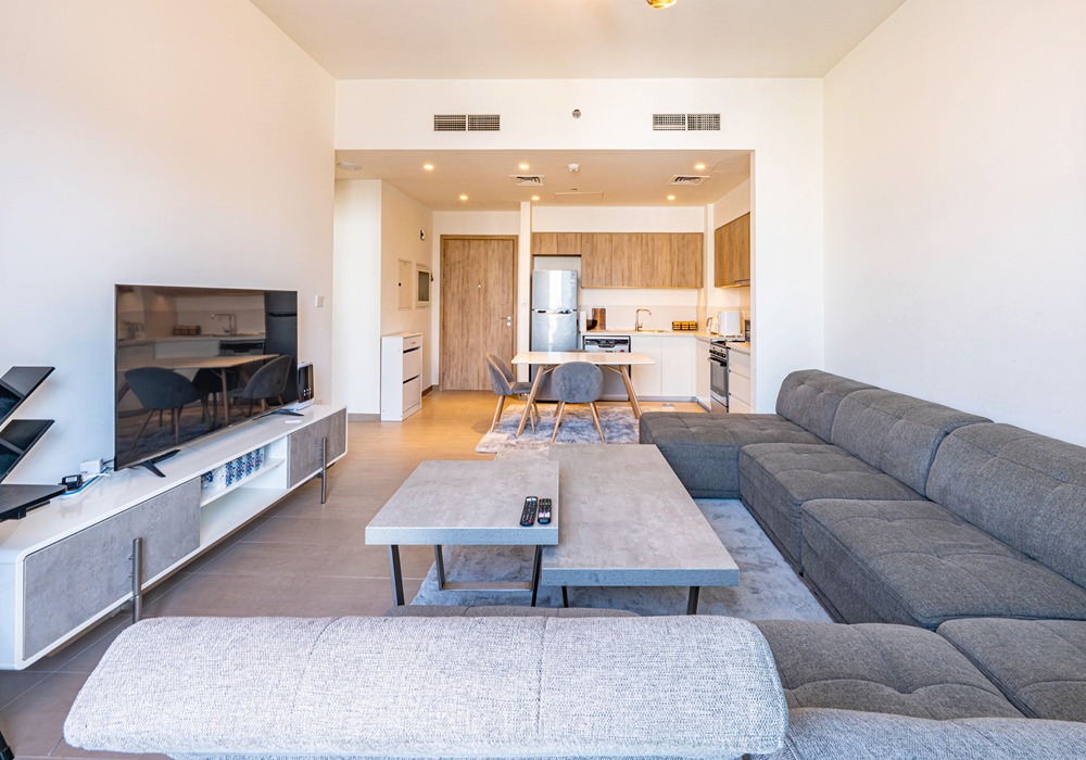 Available Now | Direct Park Access | Furnished