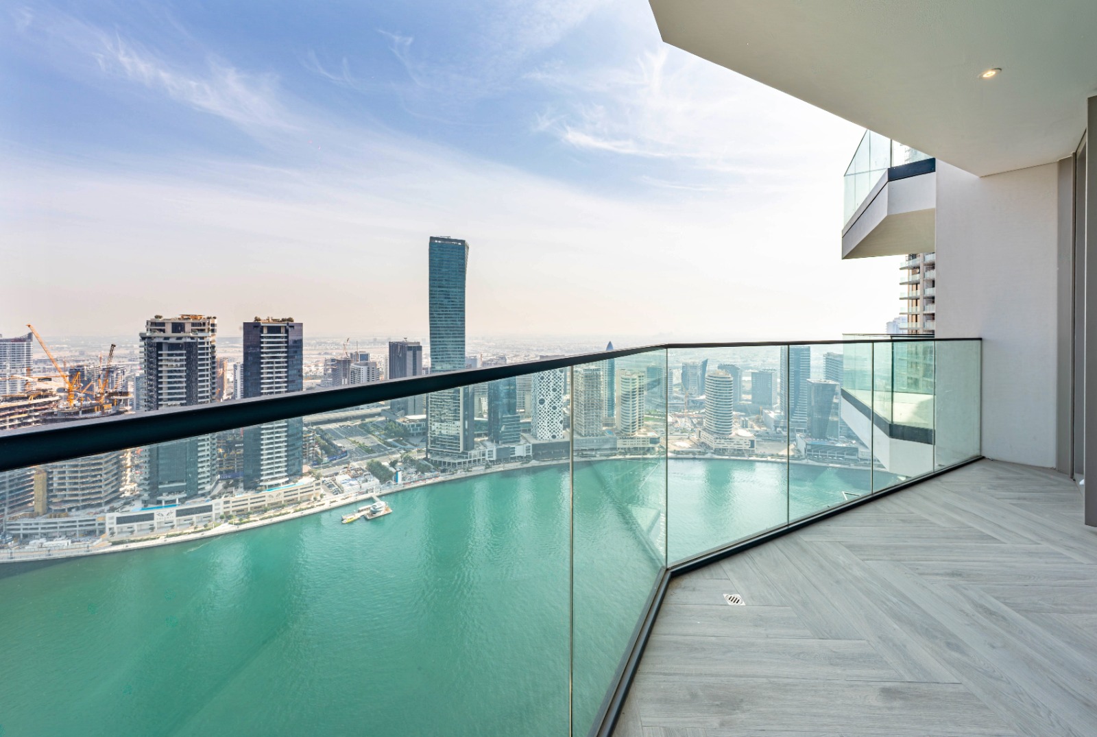 Canal View | Upgraded | Furnished | High floor