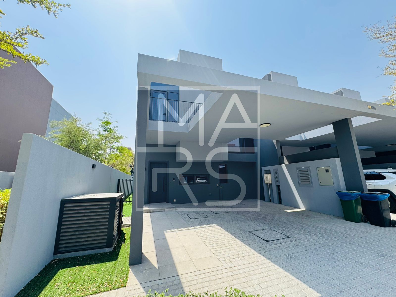 Spacious End-Corner 3BR Townhouse for Rent in Masaar Sendian
