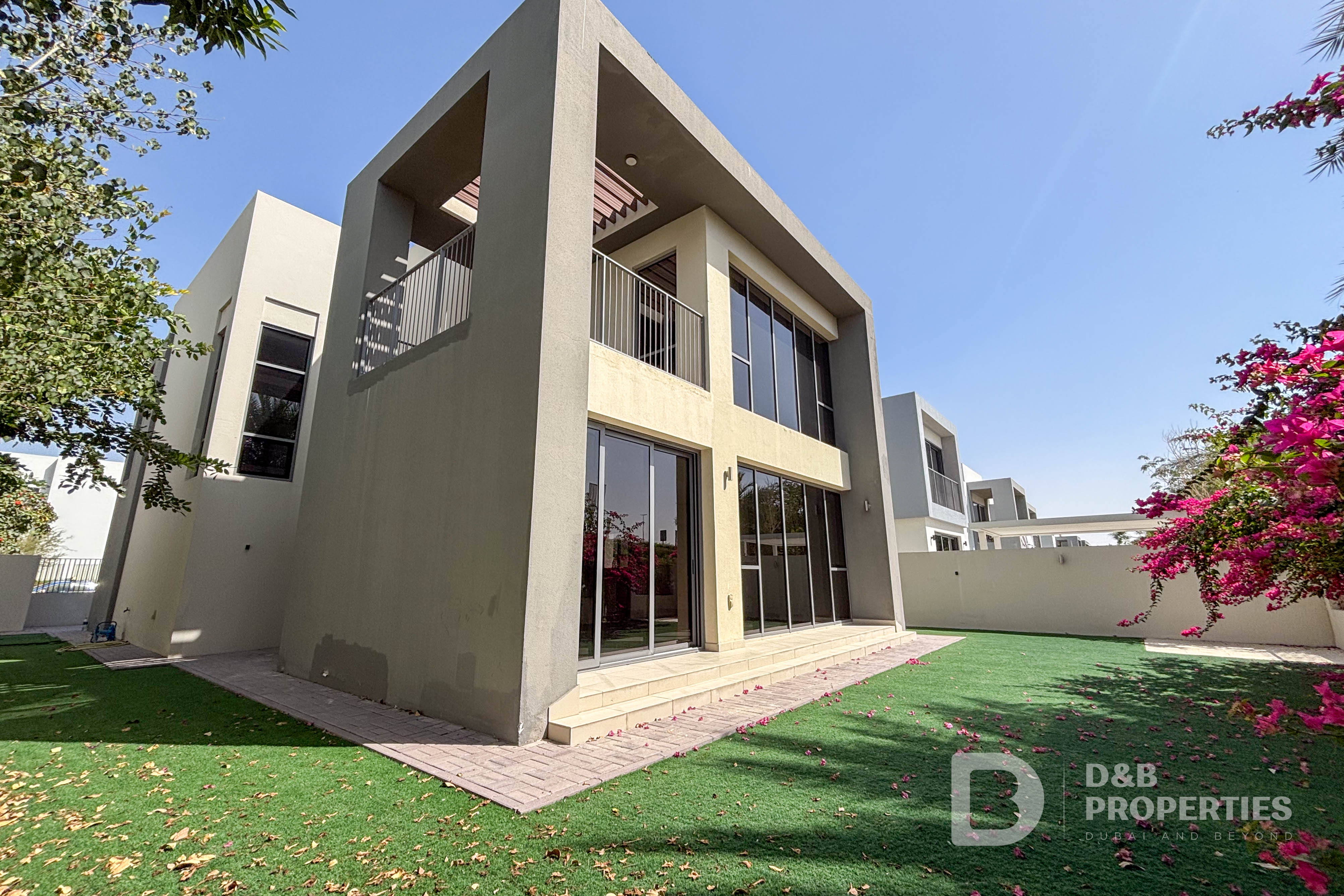 Single Row | Available Now | Landscaped Garden